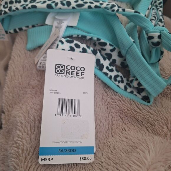 Coco Reef Verso Reversible Bra-Sized Twist-Front Bikini Top Womens Size 36D/38DD - Picture 5 of 10